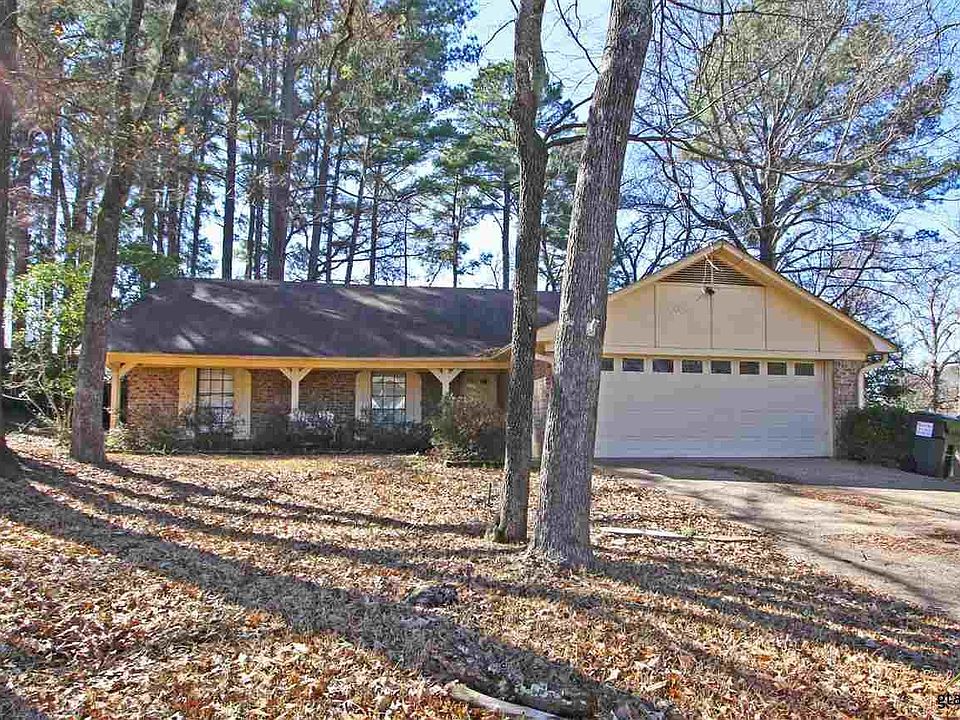 1st image of 10831 Knollwood Dr
