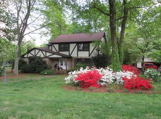 3201 Watauga Dr, Greensboro, NC 27410