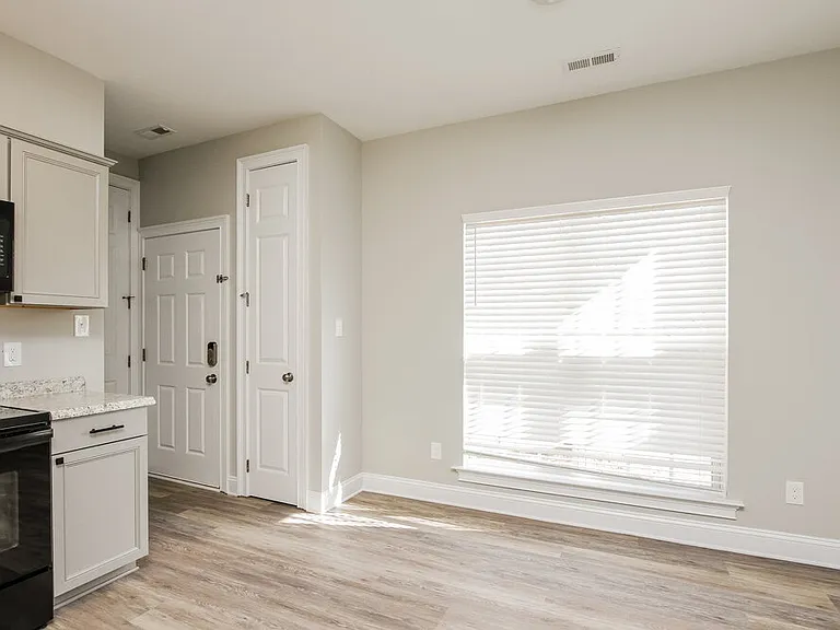 7728 Royal Park Ln — Photo 5