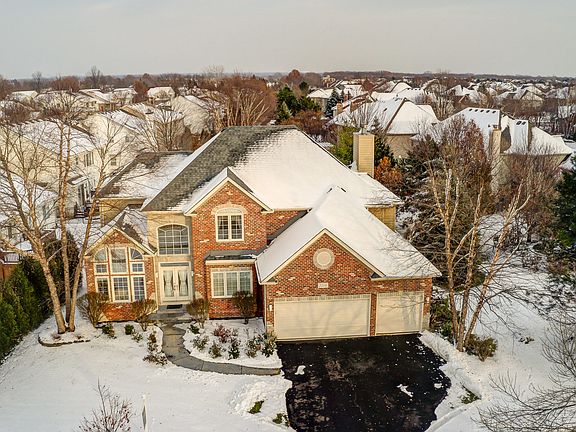 3rd image of 2208 Skylane Dr