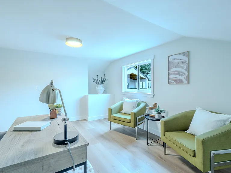 515 NE 123rd St — Photo 35