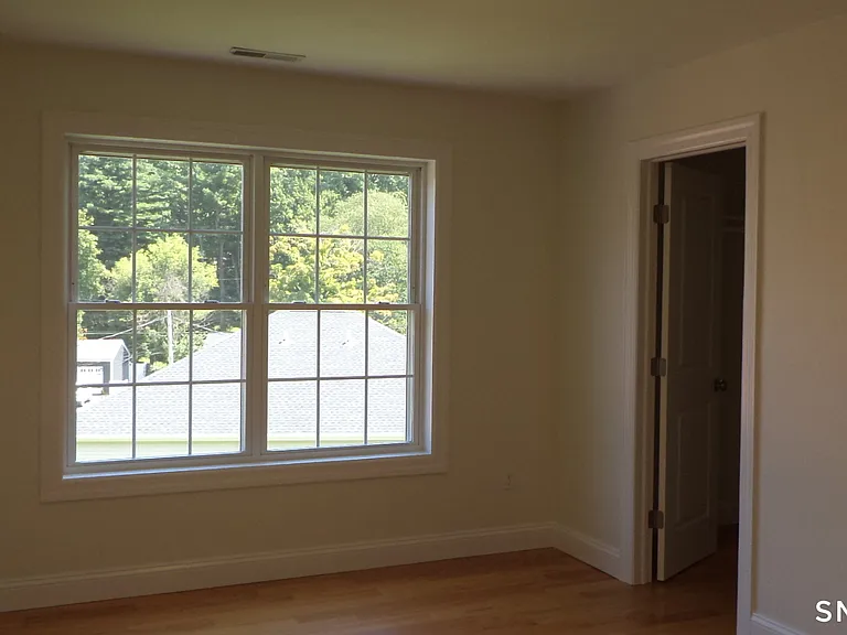 33 Maple Ave #A — Photo 15
