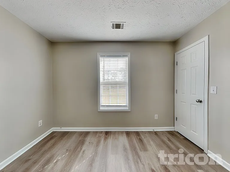 1279 Wentworth Cove Ct — Photo 10