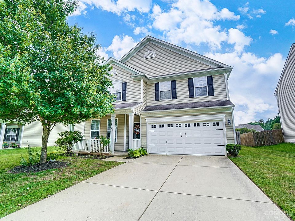 12727 Oakton Hunt Dr, Charlotte, NC 28262 | Zillow