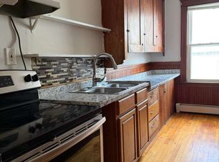 7 View St #3, Worcester, MA 01610