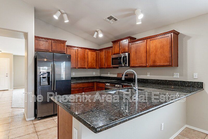 1st image of 28214 N Quartz Way