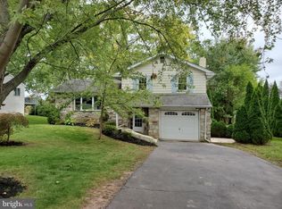 2928 Whitehall Rd, Norristown, PA 19403