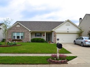 609 Breakers Ln, Fortville, IN
