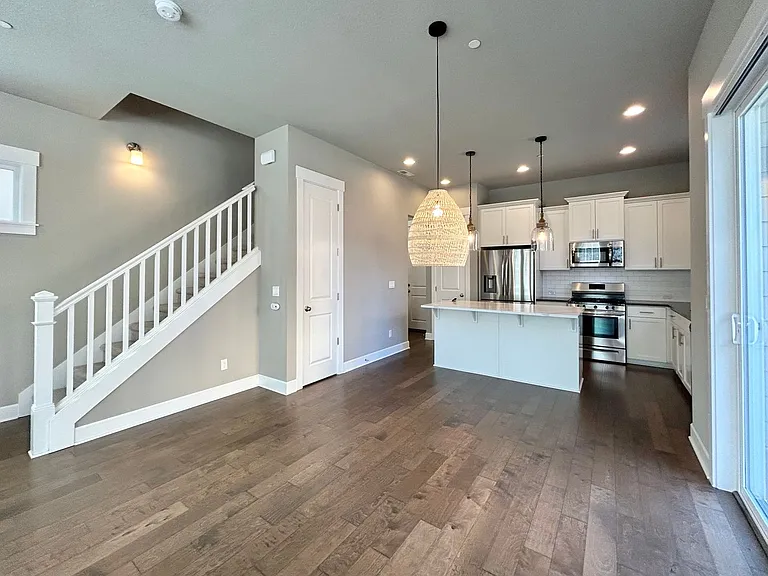 11571 SW Barber St — Photo 10