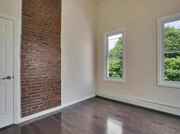 126 75th Street image 11 of 13