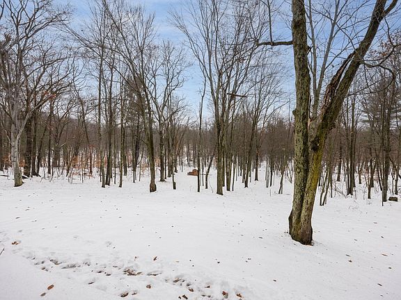 3rd image of 23020 Thirteen Mile Rd