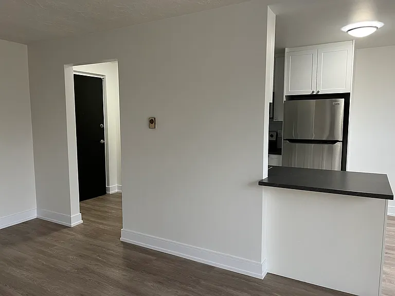 61 Ballantyne Ave #12.5 — Photo 7