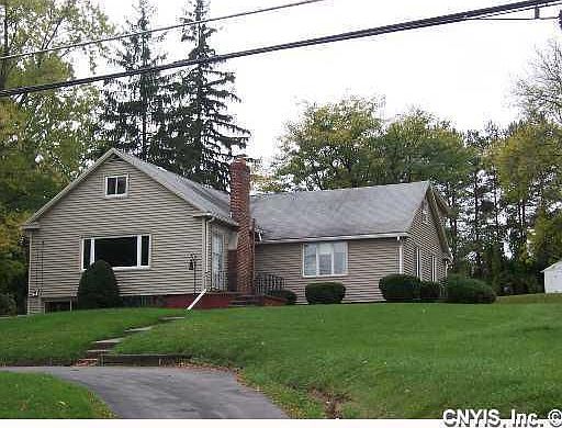 2nd image of 5541 W Lake Rd
