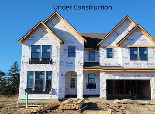 7824 Harley Hills Dr, North Royalton, OH 44133