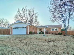 1 Arapaho Dr, Shawnee, OK 74801