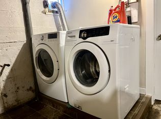 105th St NW BASEMENT 11318, Edmonton, AB