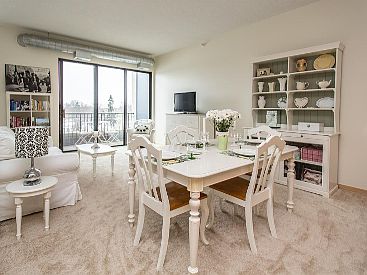 3rd image of 4525 Park Commons Dr Unit 516
