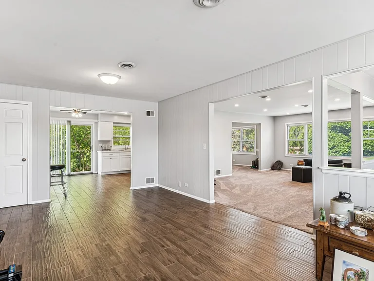 8951 Skokie Blvd #3 — Photo 5