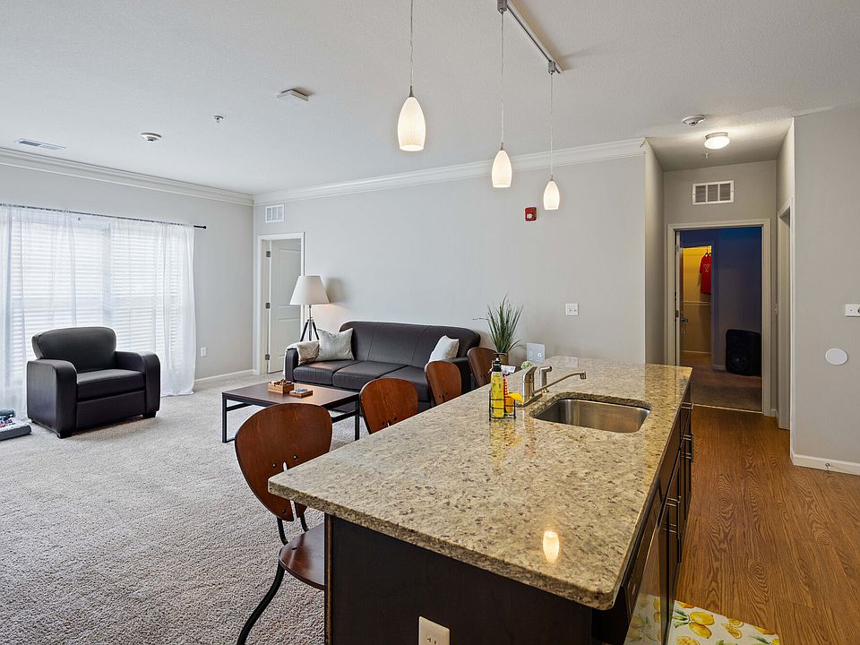 1st image of 351 Lincoln Ave #1-105