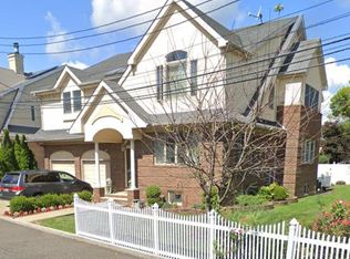 15 Sarcona Ct FLOOR 2, Staten Island, NY 10309