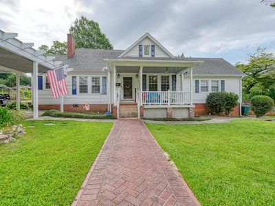 521 S Limestone St, Gaffney, SC, 29340