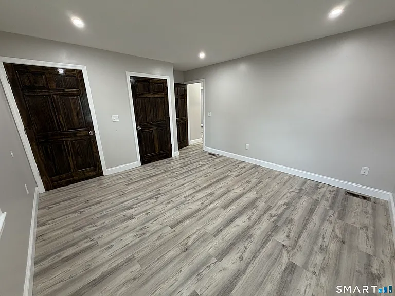 56 Janet Cir #7 — Photo 16