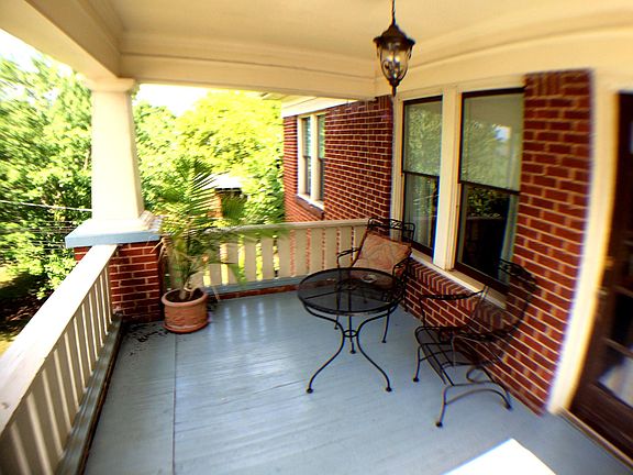A wonderfully spacious and private porch / balcony!