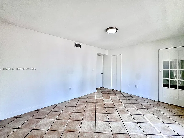 1250 Lincoln Rd #203 — Photo 16