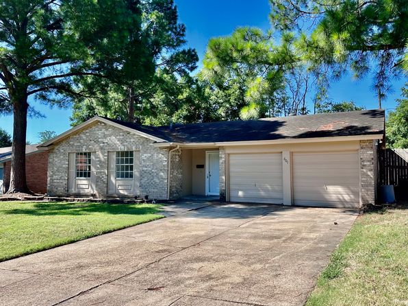 601 Johns Dr
