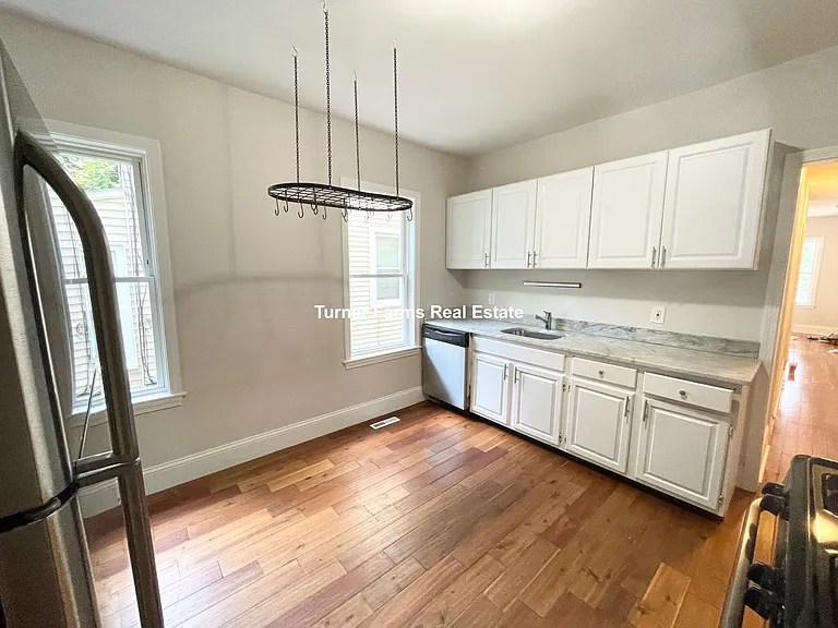 26 Taft St — Photo 4