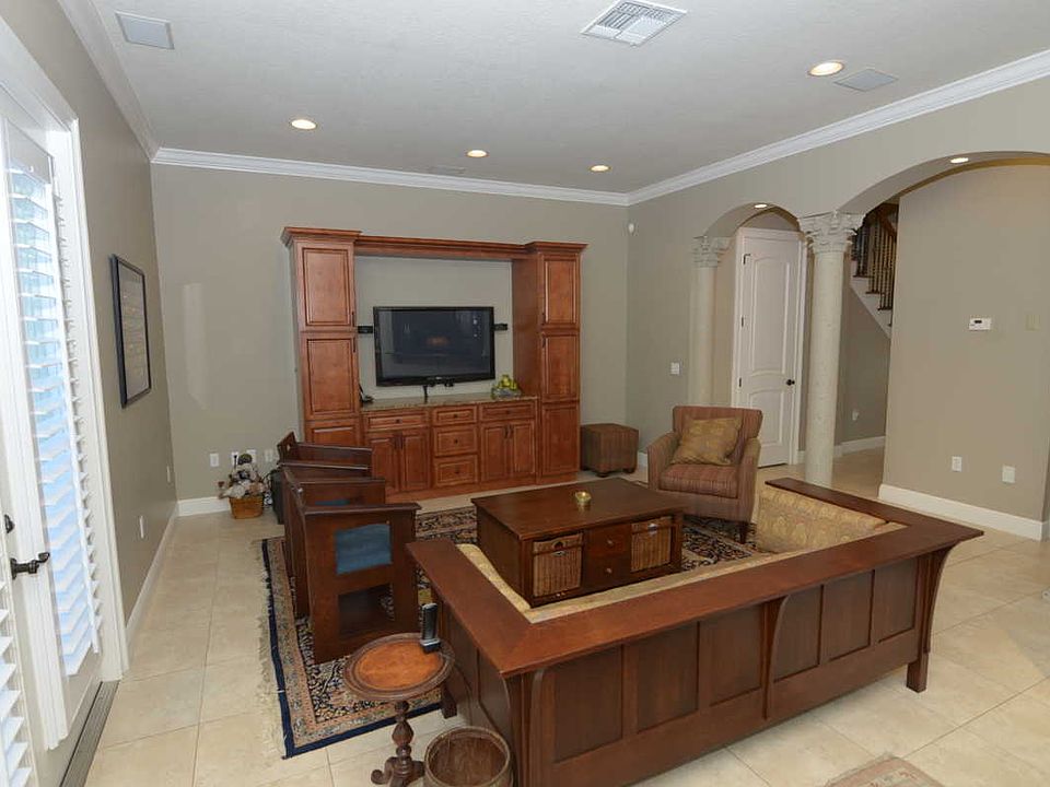 Living Room 3