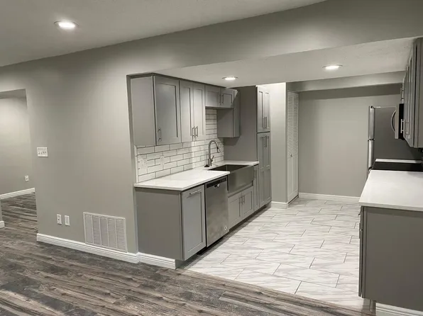 9057 W Swan Cir #9057, Saint Louis, MO 63144