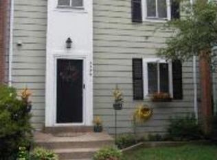 4955 Tibbit Ln, Fairfax, VA 22015