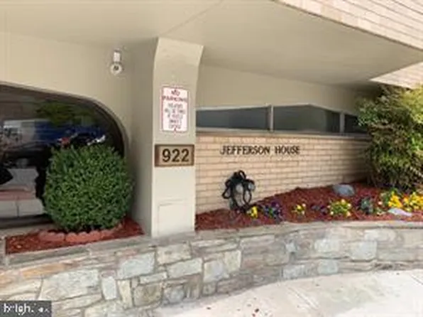 922 24th St NW APT 516, Washington, DC 20037