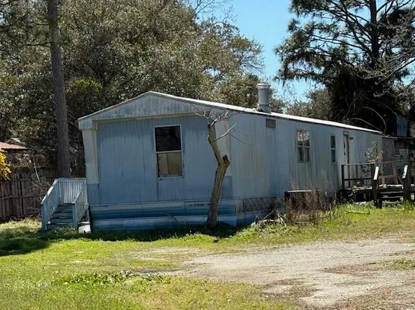 4715 Bluewater Street SE, Southport, NC 28461