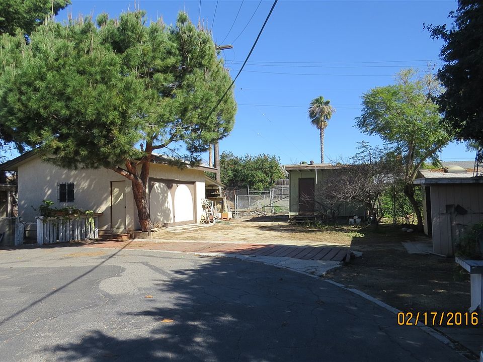 1st image of 1529 N Santa Fe Ave
