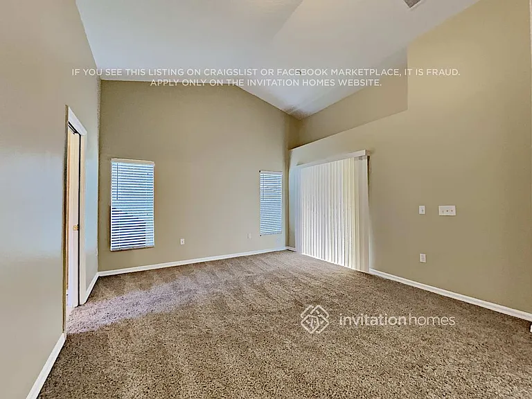 1260 Creekview Ct — Photo 8