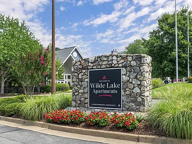 Wilde Lake - 2900 Bywater Dr Henrico VA | Zillow