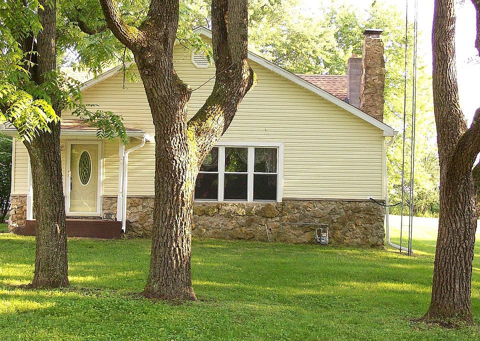 1st image of 4862 Old Paris Rd