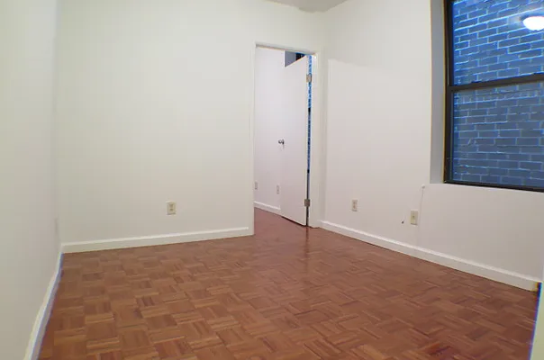 Rented by Glasser Realty LLC | media 24