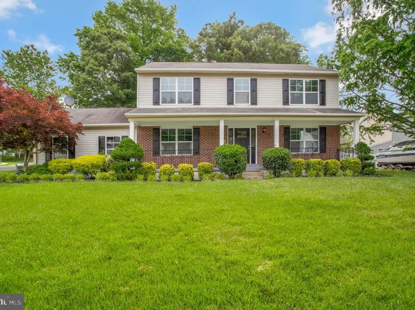 11001 Pompey Dr, Upper Marlboro, MD 20772