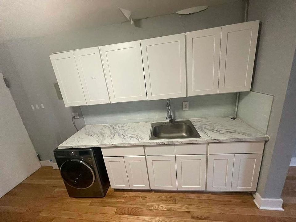 1st image of 322 E 126th St #4A