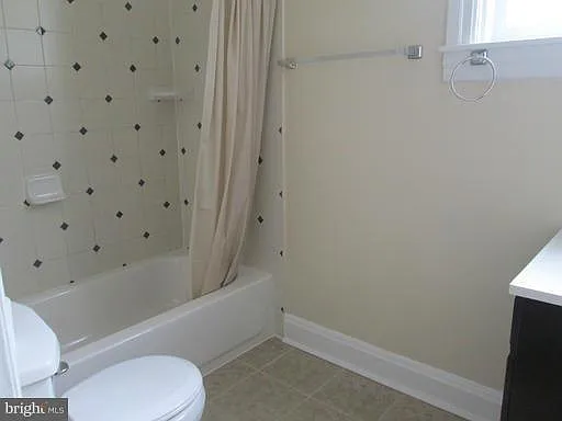 402 Summit Ave #2 — Photo 10