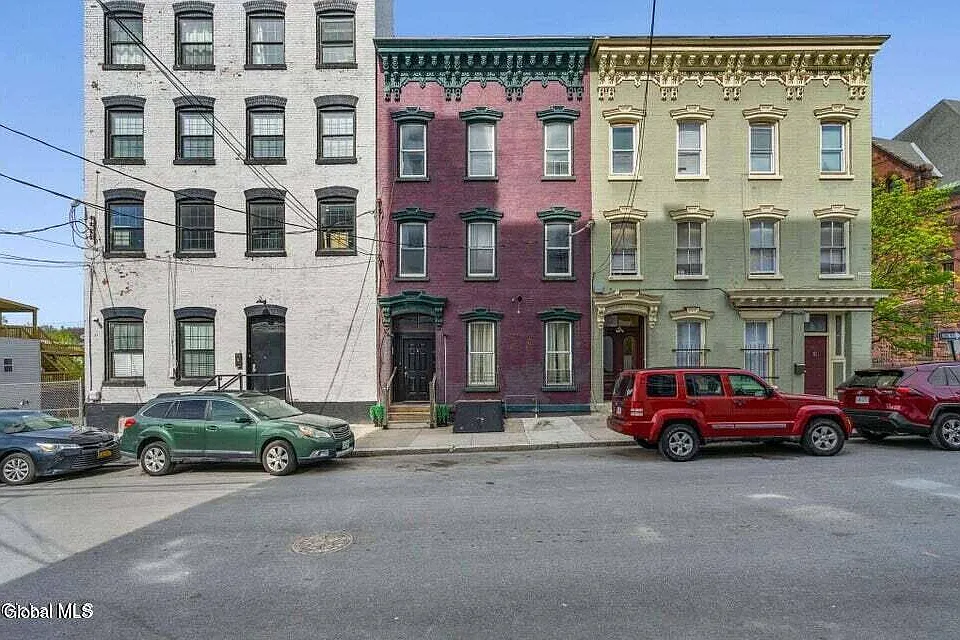 3 Sherman St #1