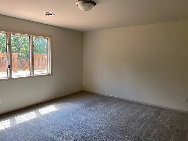 1534 E Valley Pl — Photo 21