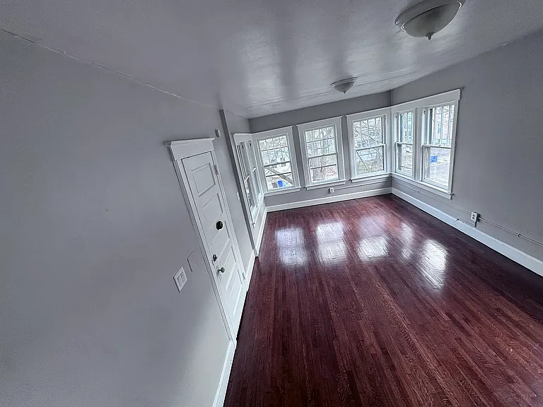 11 Mason Ave #2 — Photo 10