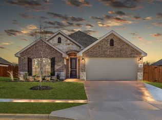 212 Magnolia Dr, Azle, TX 76020