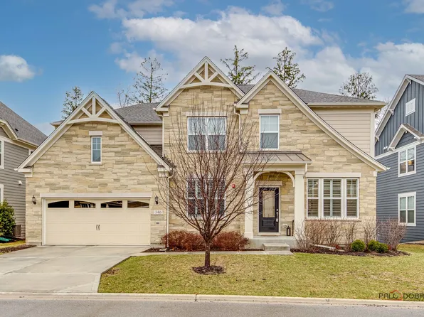 546 Council Cir, Vernon Hills, IL 60061