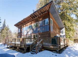 11077 Alpine Rd, Glacier, WA 98244