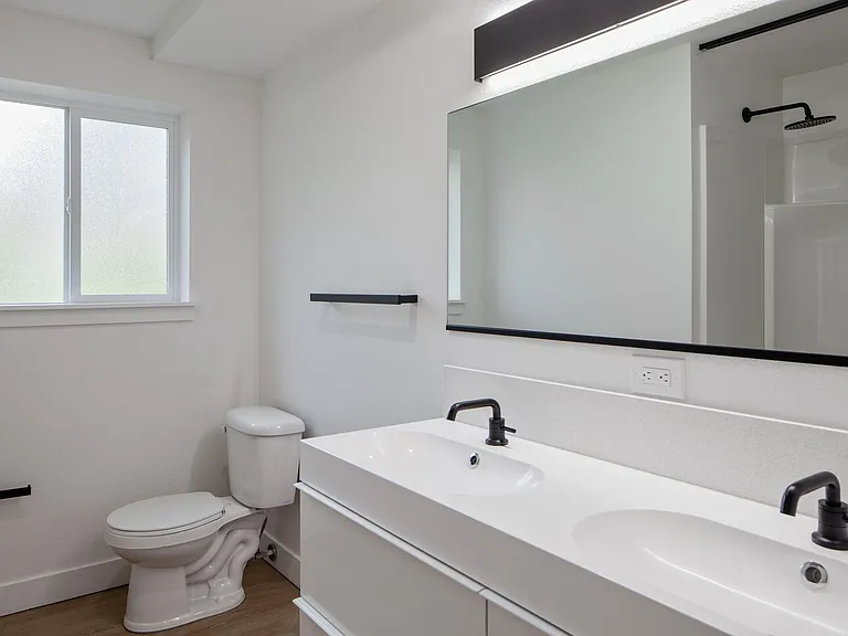 3132 SW Marigold St — Photo 10